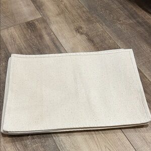 Placemats Set of 6 Like New